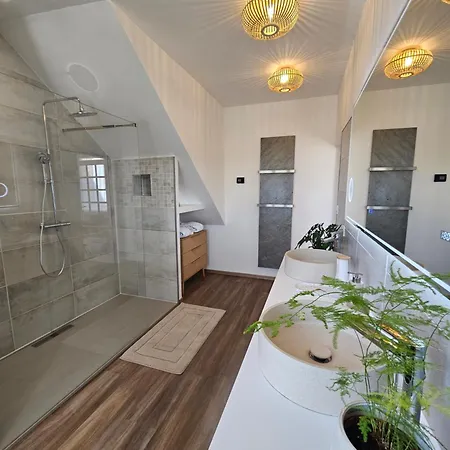 Bed and breakfast D'hôte Bali Avec Piscine Chauffée 4*