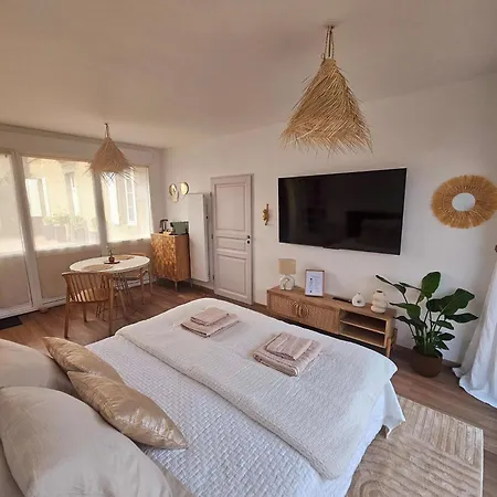 D'hote Bali Avec Parking Bed & Breakfast La Roche-sur-Yon